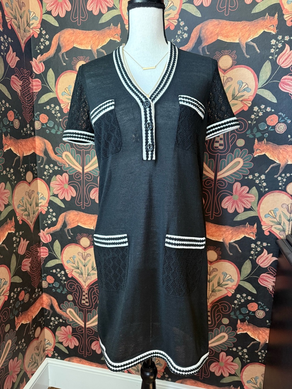 Chanel Black Silk Shift T Shirt Dress Size 38 2019 Crochet CC Buttons - No Slip
